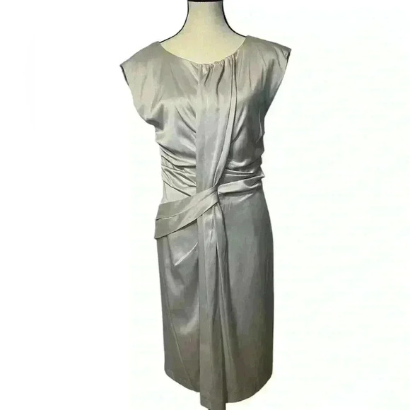 Esprit Elegant Silver/ Platinum Midi dress women’s size 8 just stunning - Picture 1 of 14